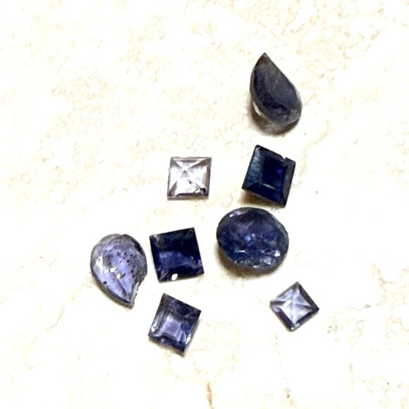 2/20$, Small Glass Bottle Pendant + Tiny Genuine Violet Iolite Cabochons - Picture 3 of 6